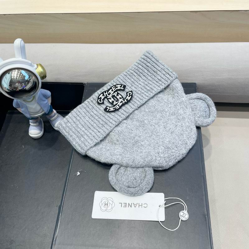 Chanel hat (248)