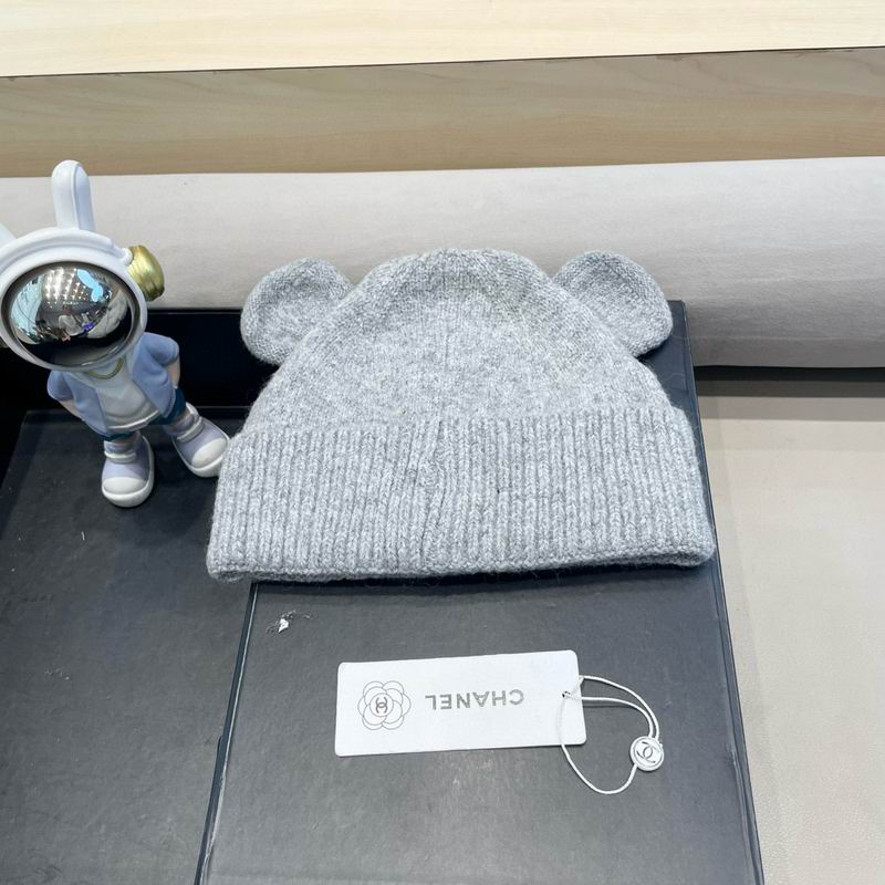 Chanel hat (249)