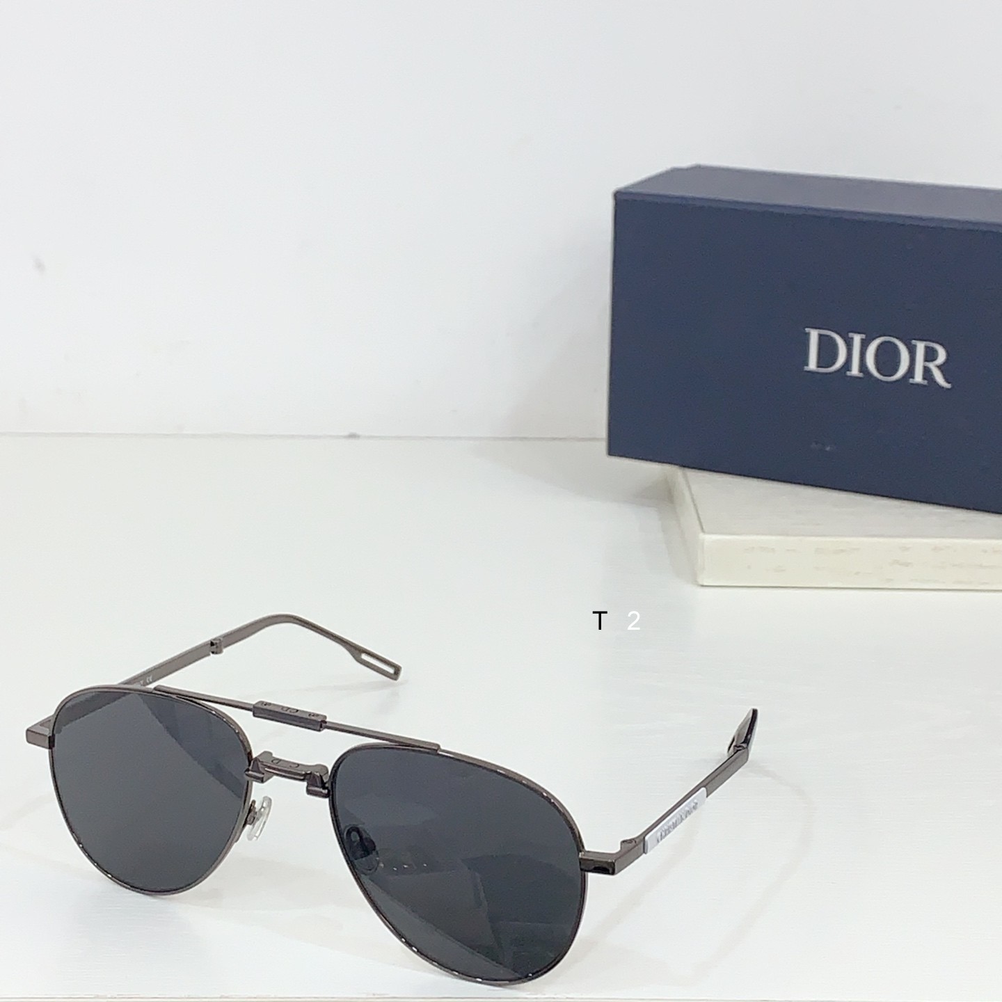Dior  90AIU 56 19-145 b07