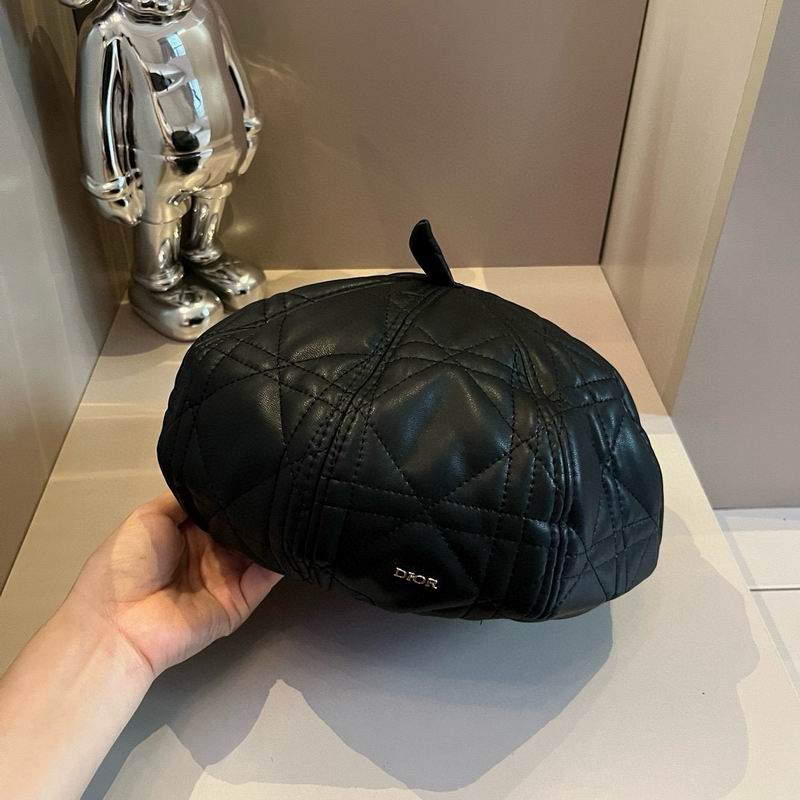 Dior beret (1)