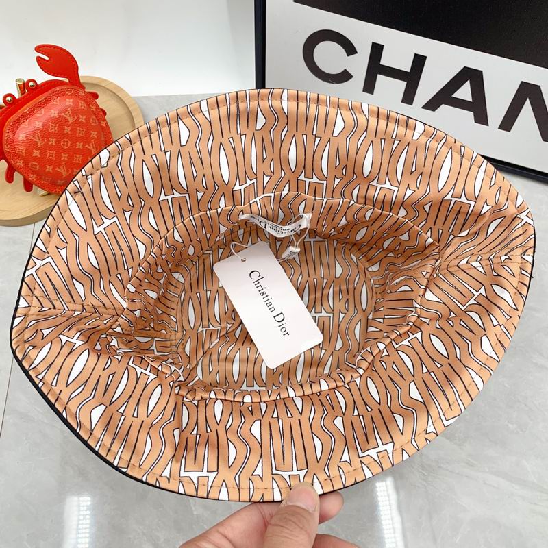 Dior hat dx (11)