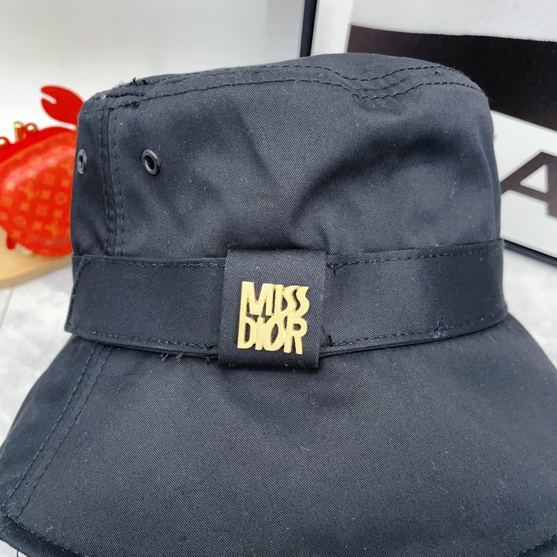 Dior hat dx (13)