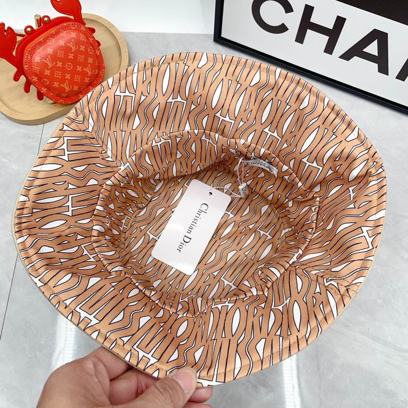 Dior hat dx (20)