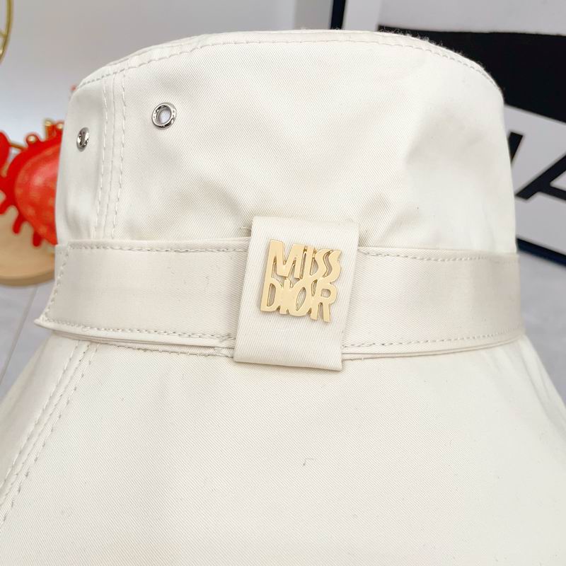 Dior hat dx (4)
