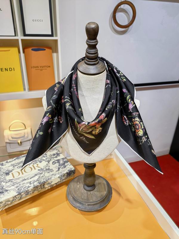 Dior silk scarf 90X90cm E42 (19)