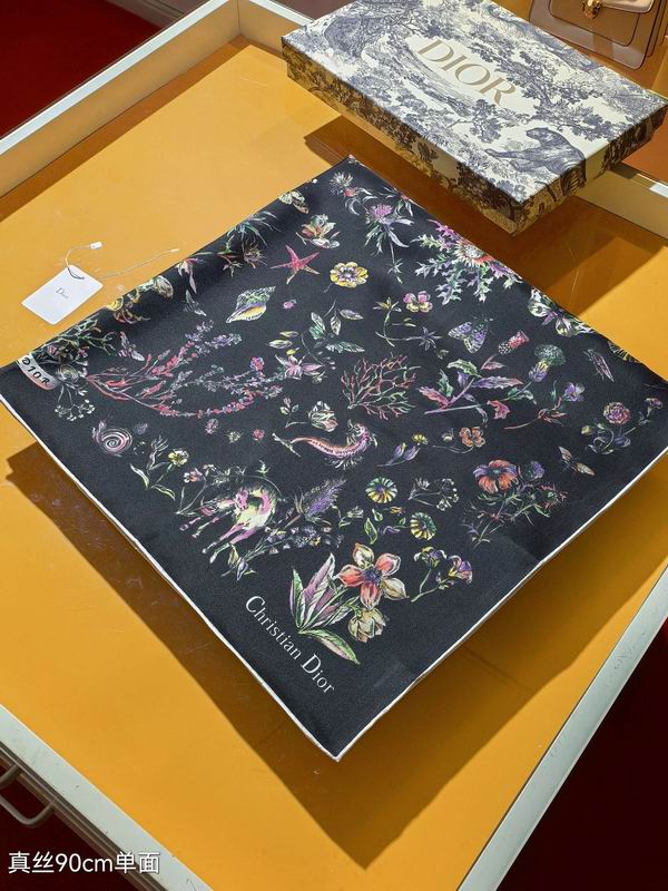 Dior silk scarf 90X90cm E42 (24)