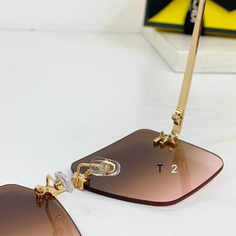 Fendi FE4082US 59-15-135 b07