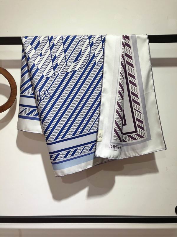Fendi silk scarf 90X90cm E40 (5)