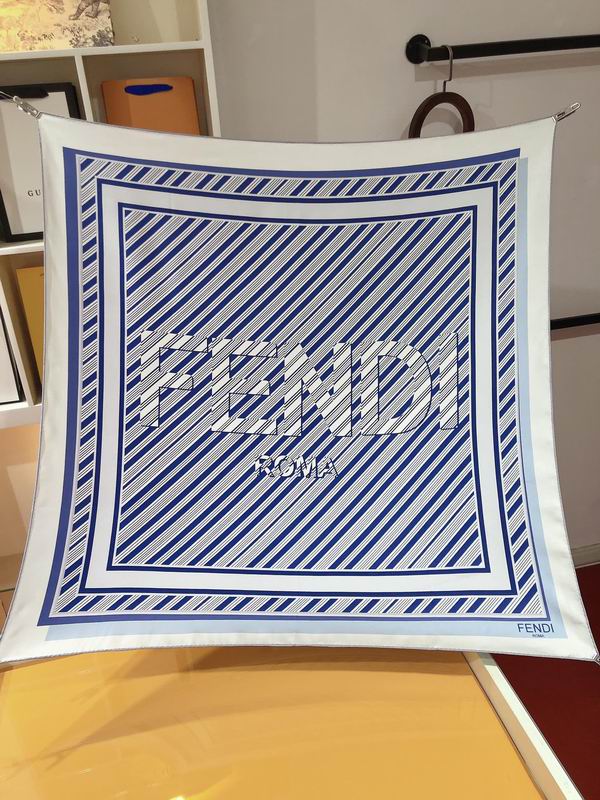 Fendi silk scarf 90X90cm E40 (8)
