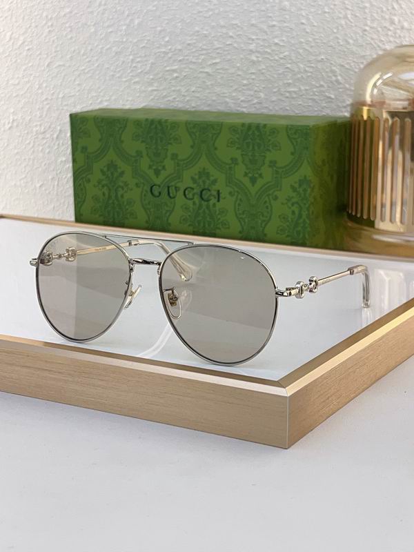 Gucci GG1698S 57 17-145 c02