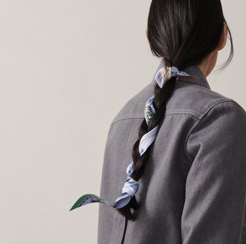 Hermes silk ribbon 5X86cm E26 (16)