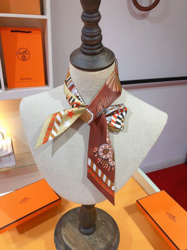 Hermes silk ribbon 5X86cm E27 (11)