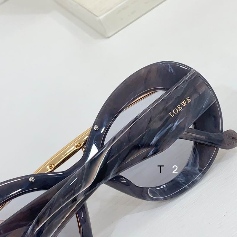 LOEWE MODEL 59 13-140 b08