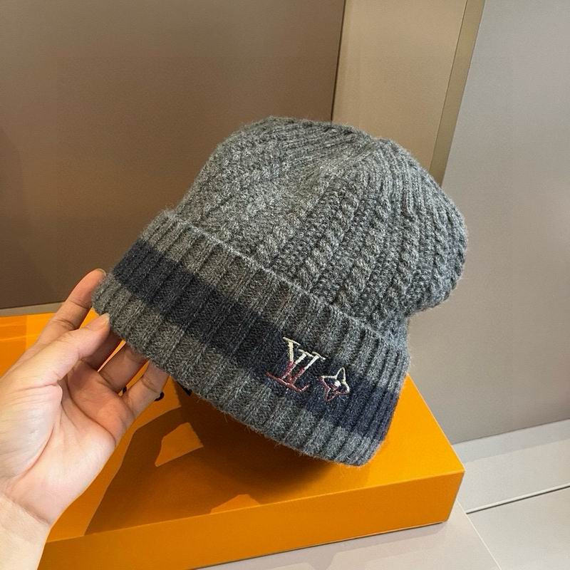 LV Hat (100)