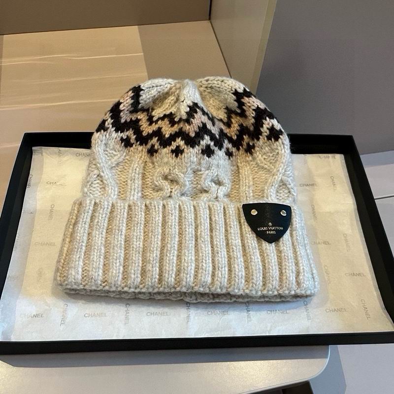 LV Hat (90)