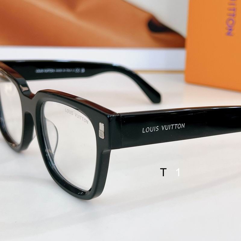 LV Z2632E 51 21-145 a07