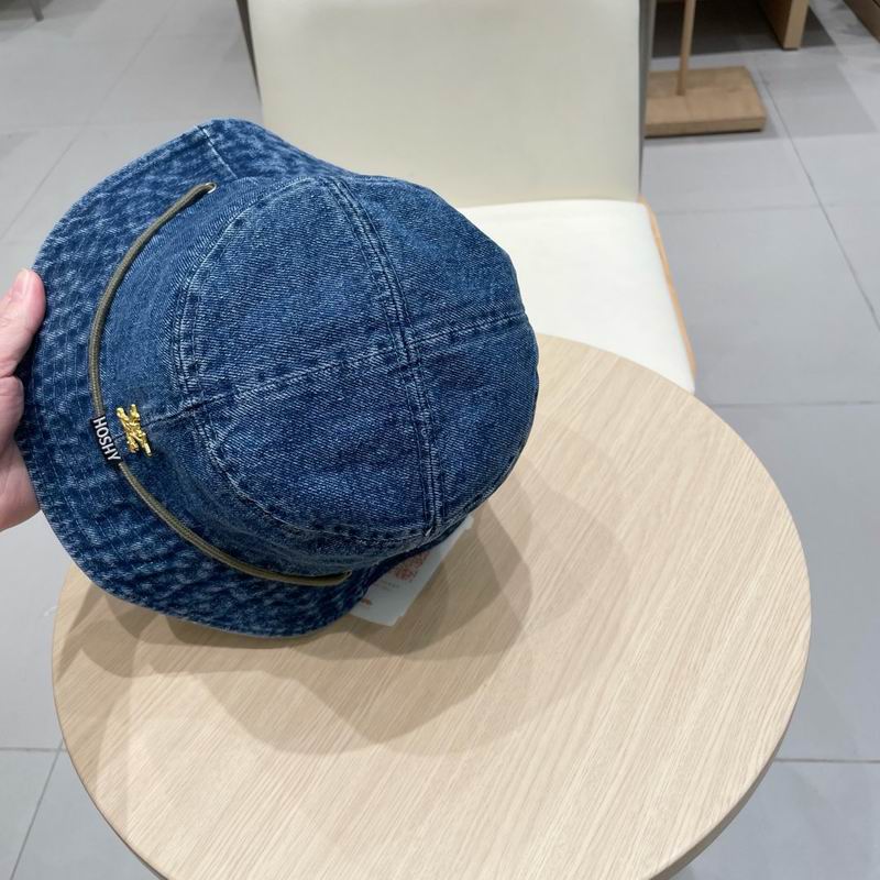 LV hat (105)