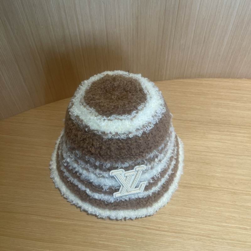 LV hat (108)
