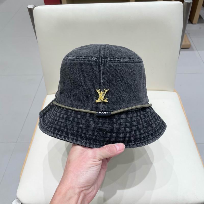 LV hat (114)