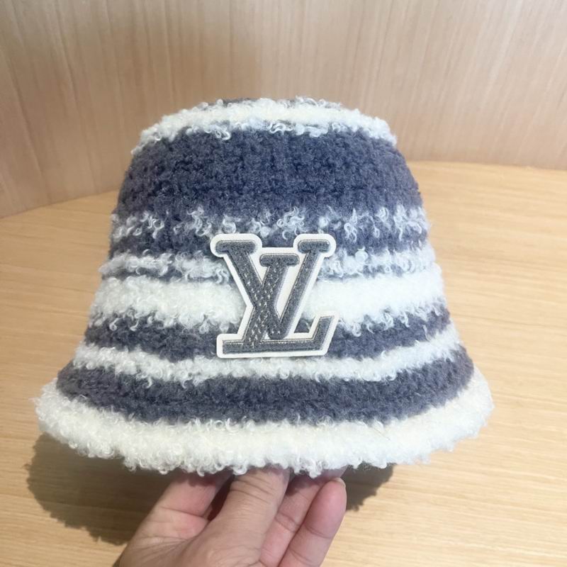 LV hat (115)