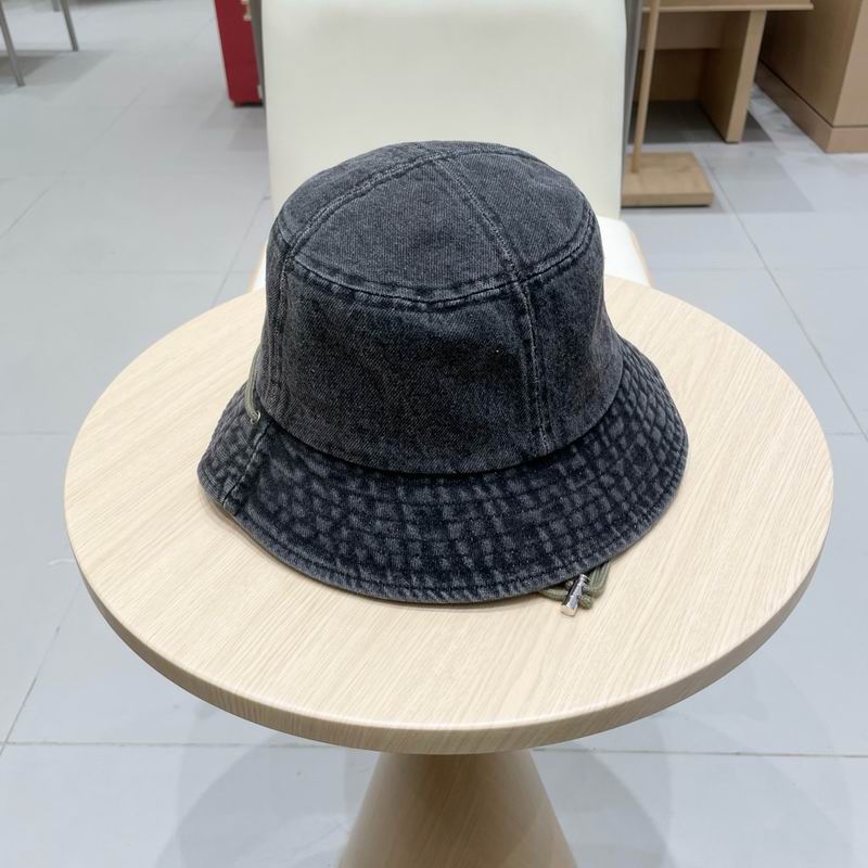 LV hat (117)