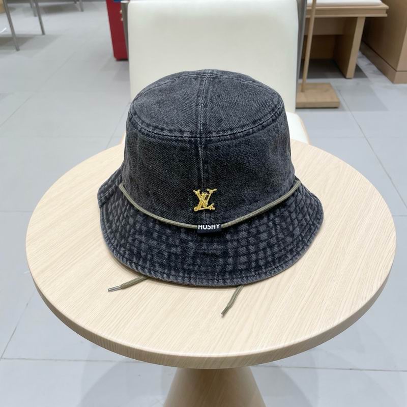 LV hat (118)