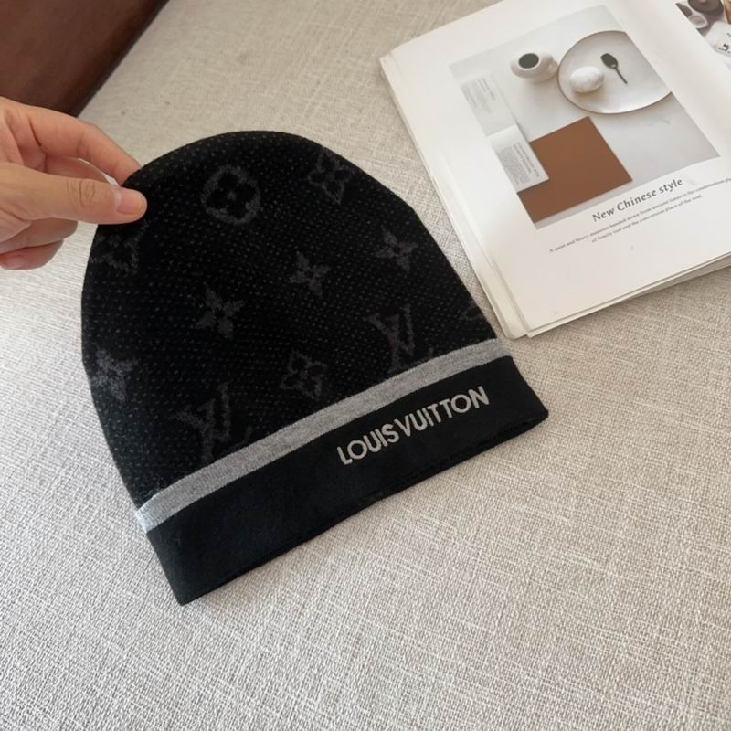 LV hat (146)
