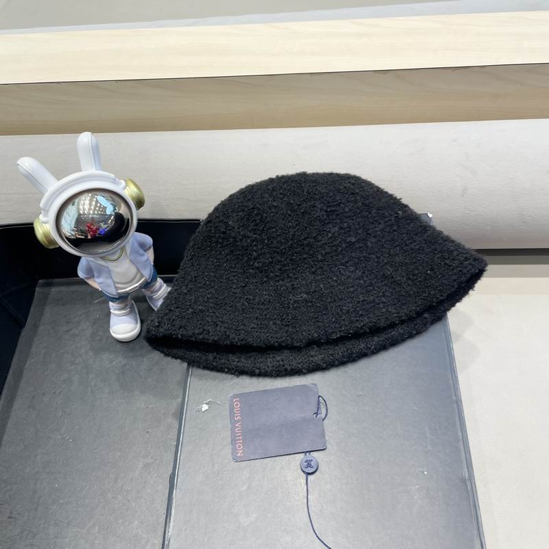 LV hat (148)