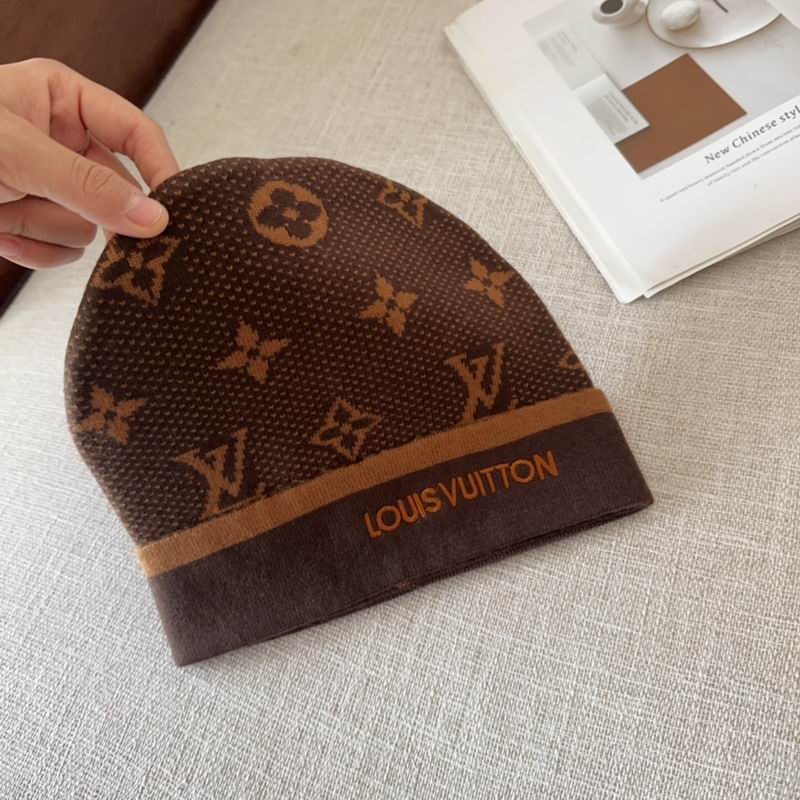 LV hat (153)