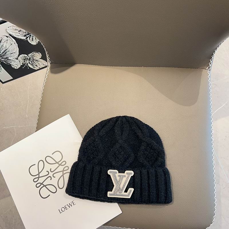 LV hat (16)