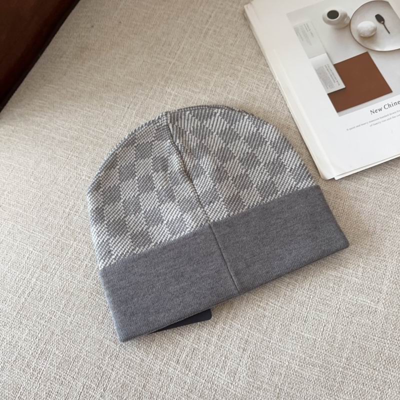 LV hat (161)