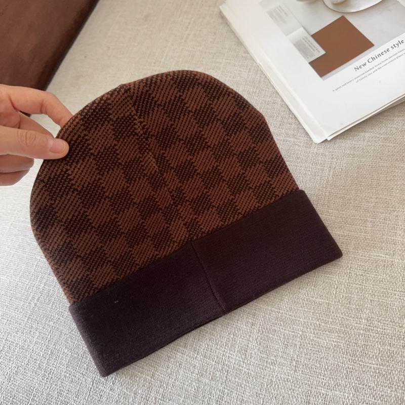 LV hat (168)