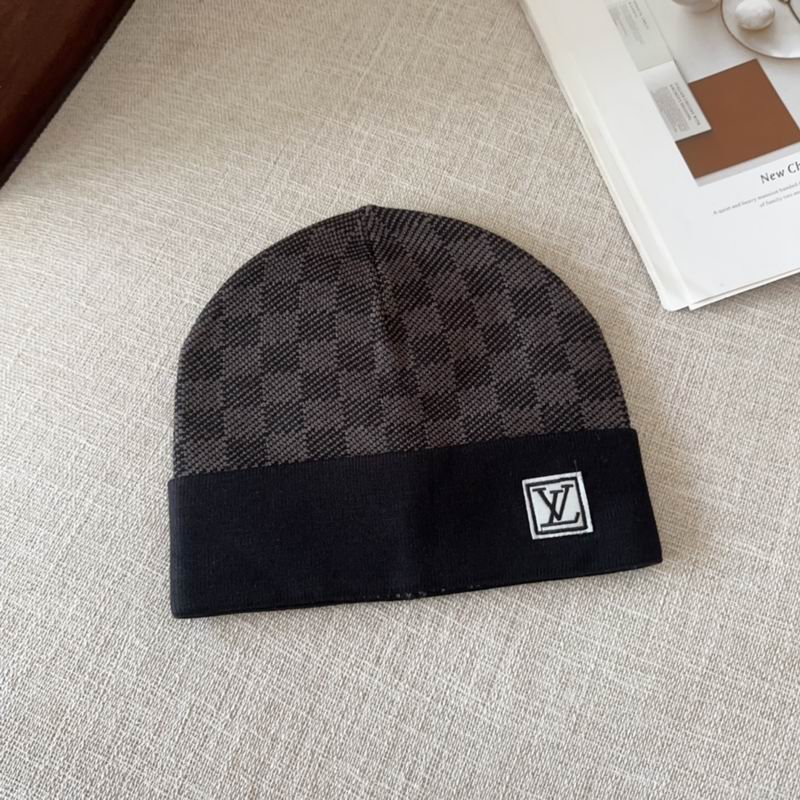 LV hat (190)