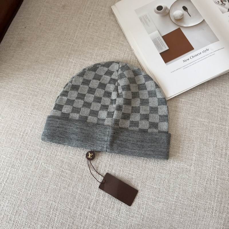 LV hat (204)