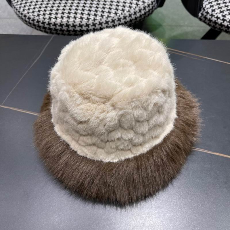 LV hat (207)