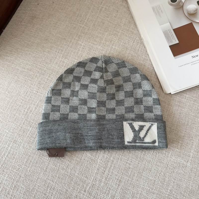 LV hat (211)