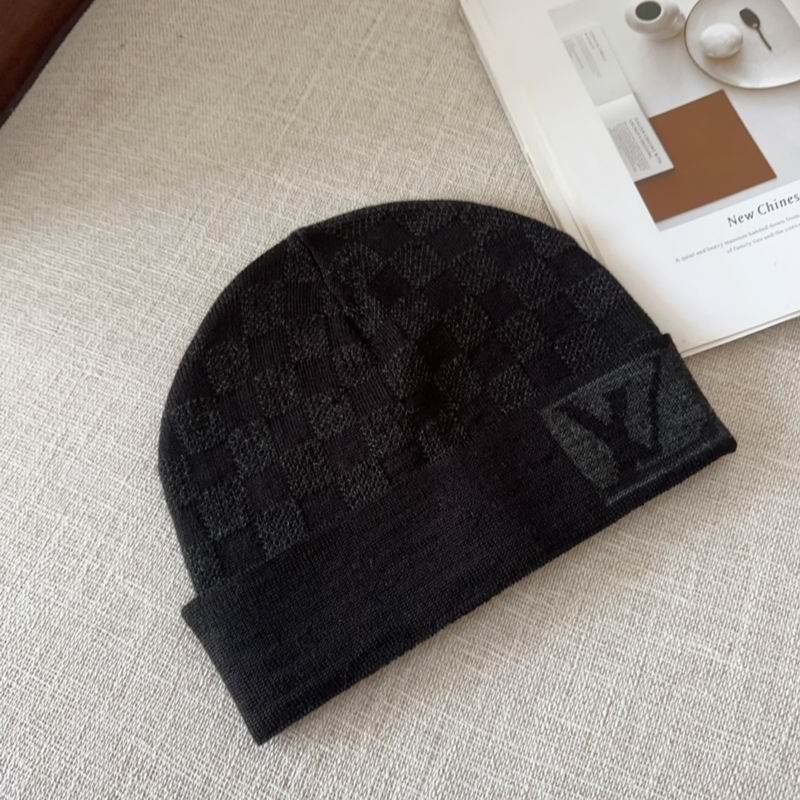 LV hat (213)