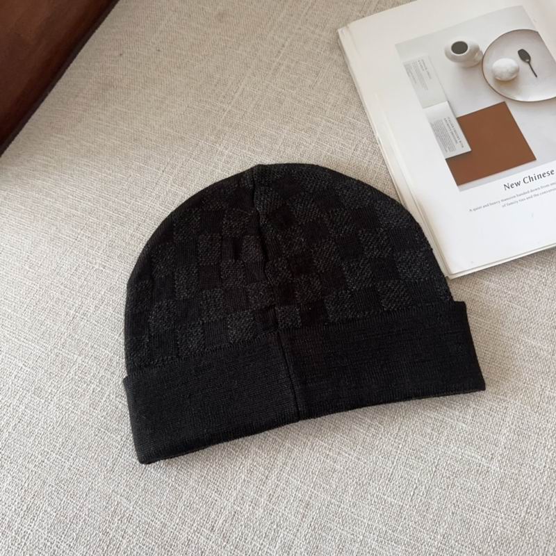 LV hat (216)