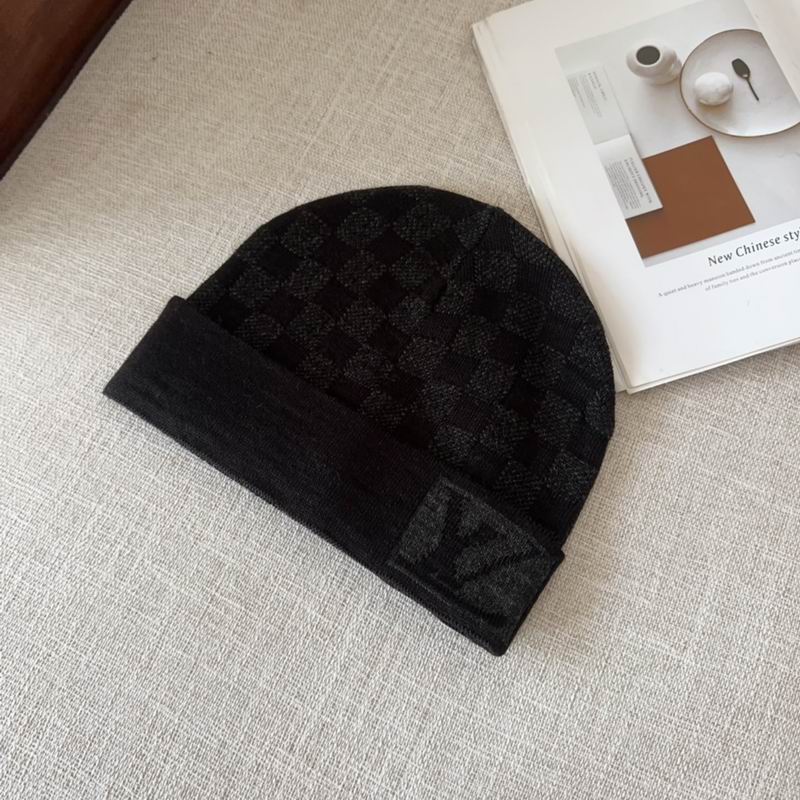 LV hat (219)