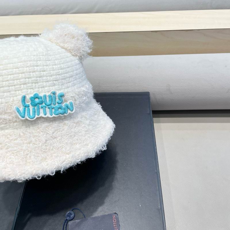 LV hat (22)