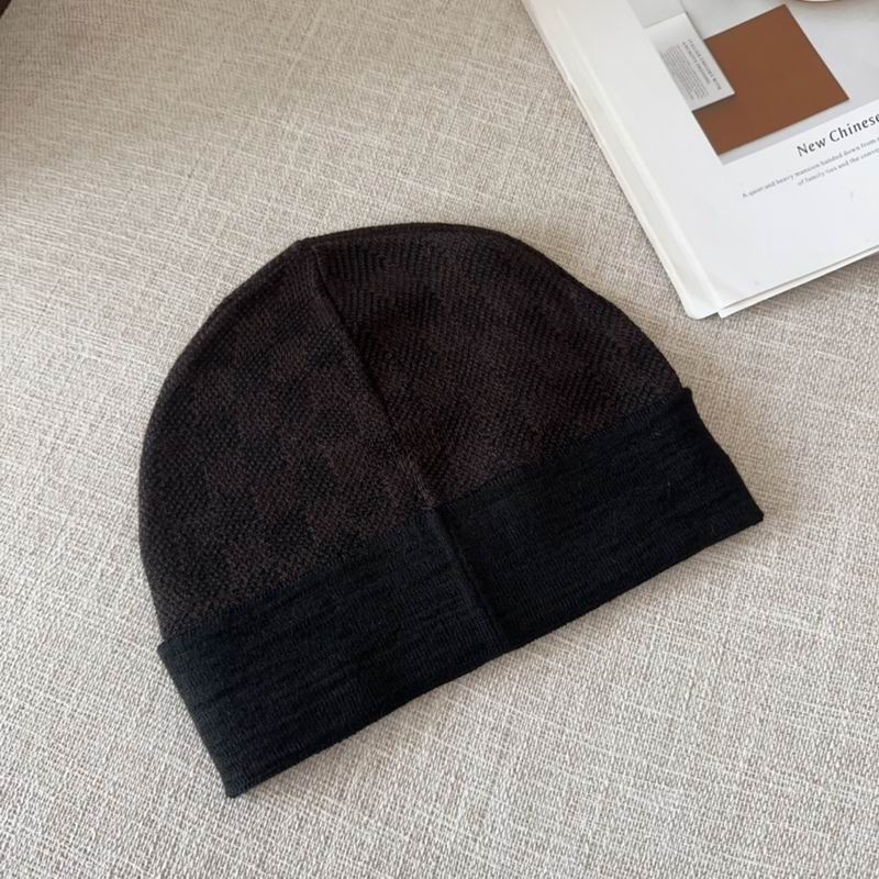 LV hat (224)
