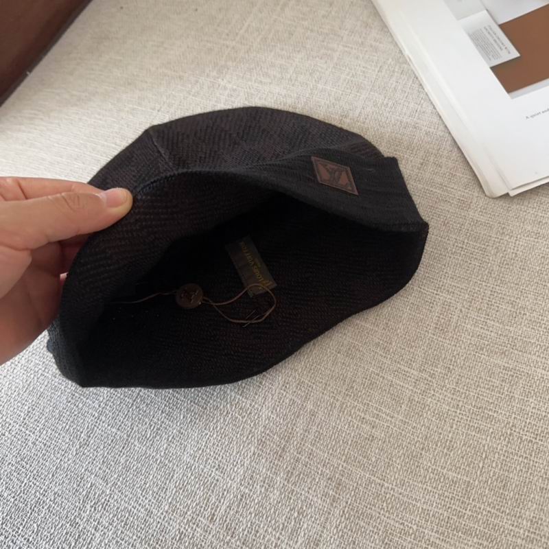 LV hat (226)