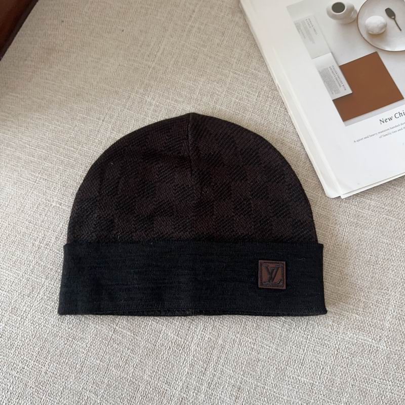 LV hat (229)