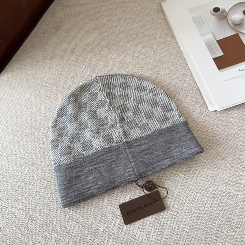 LV hat (233)