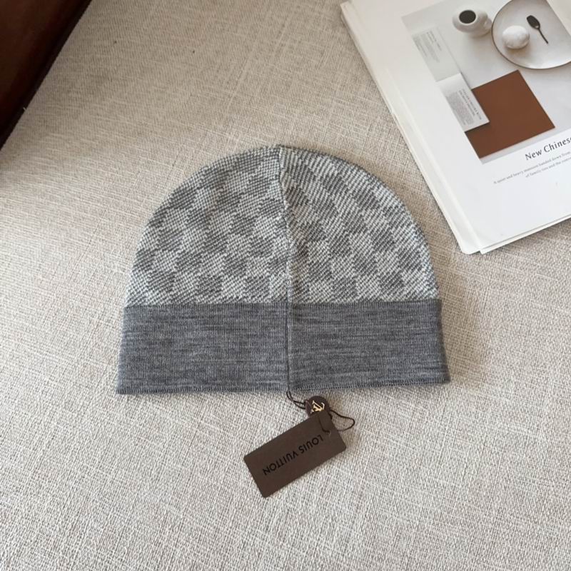 LV hat (234)
