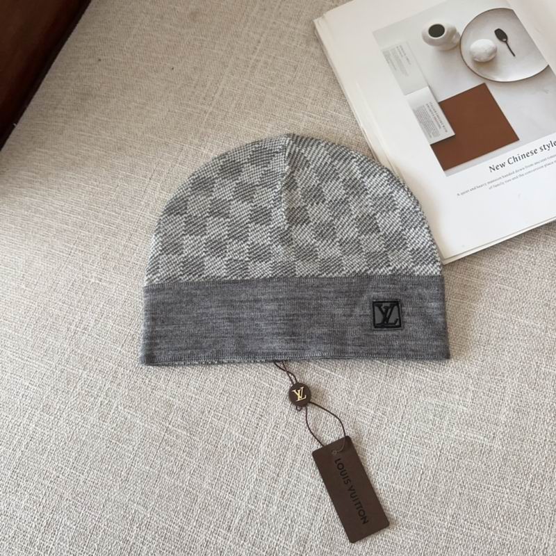 LV hat (238)