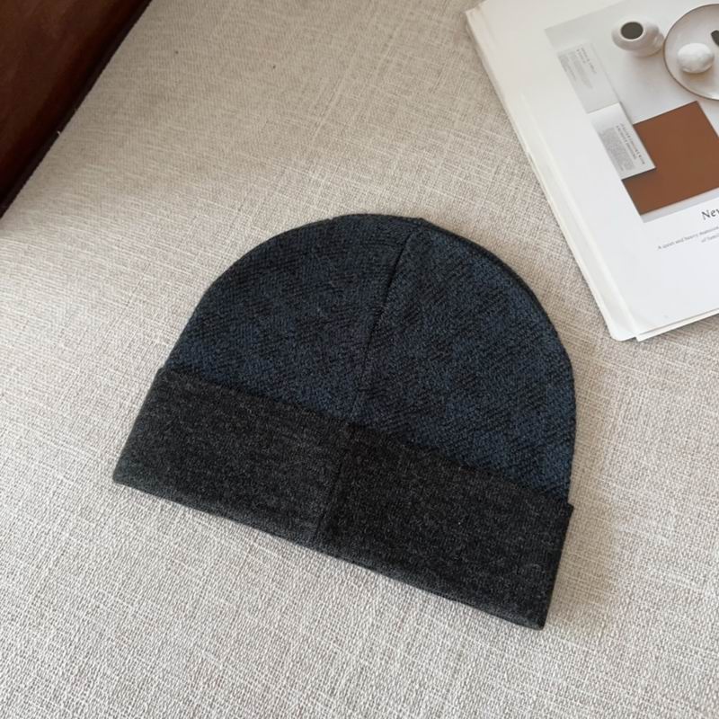 LV hat (242)
