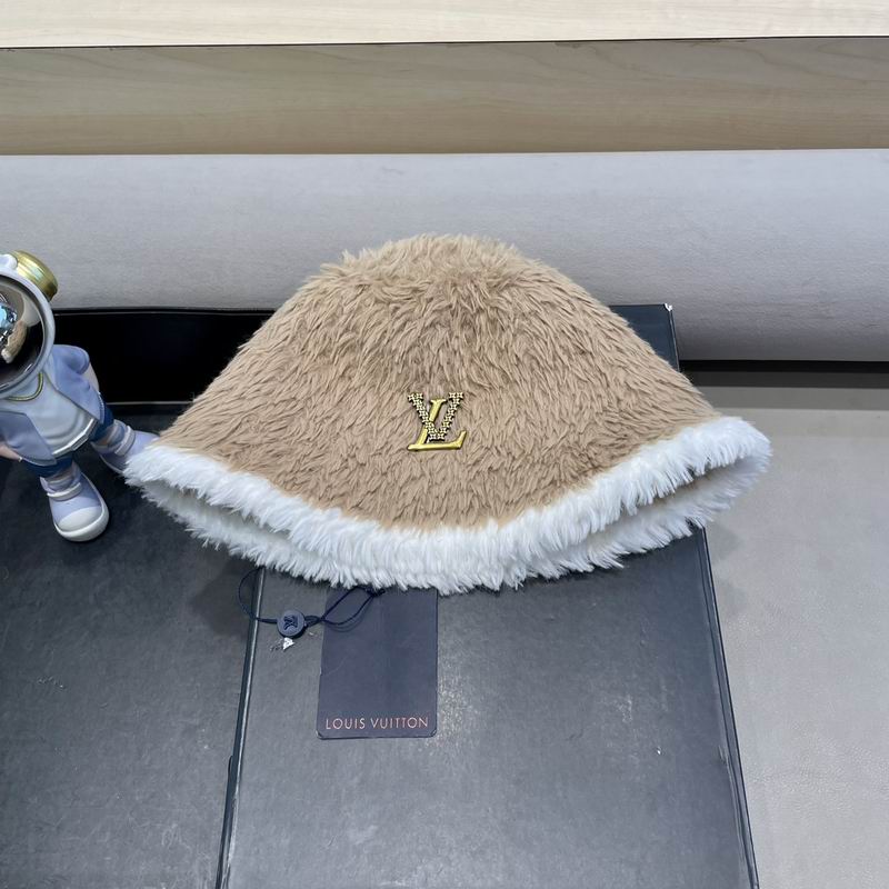 LV hat (25)