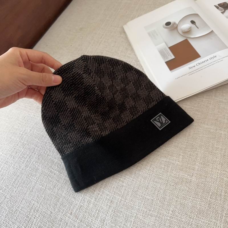 LV hat (254)