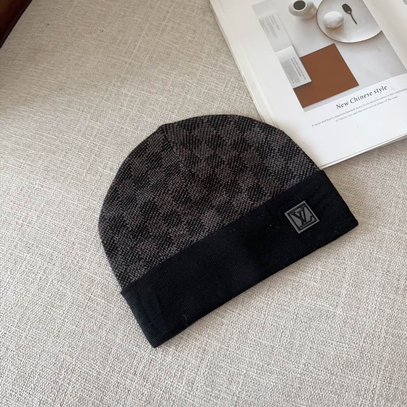 LV hat (255)